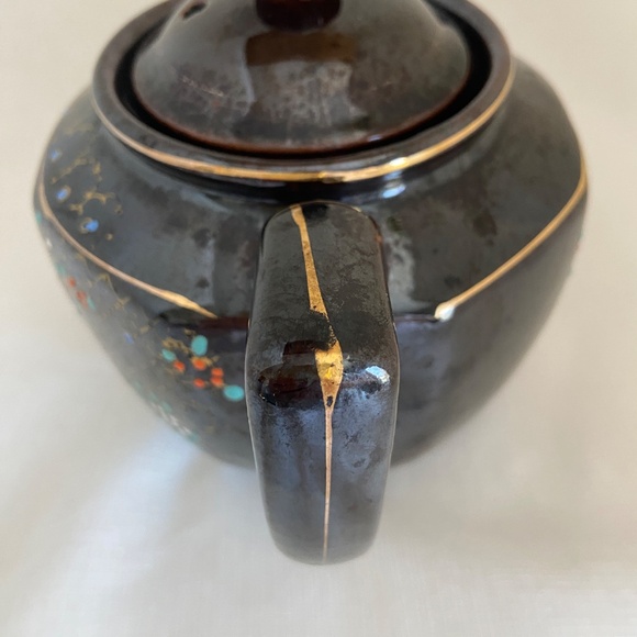 Vintage Moriage Hand Painted Tea Pot - Picture 7 of 7